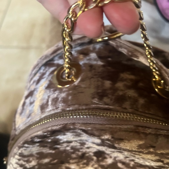 ALDO Crushed Velvet blush Pink Small Backpack/Purse - WINTER must! - Picture 14 of 16